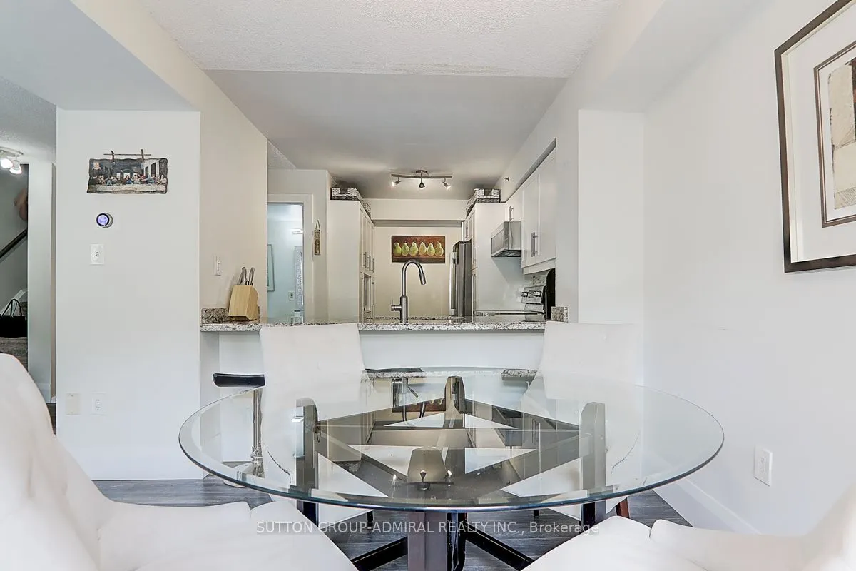 75 Weldrick Road E, #838