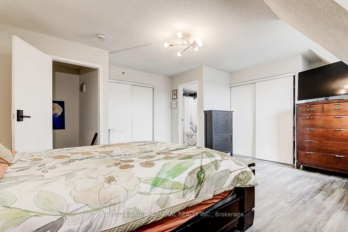 75 Weldrick Road E, #838