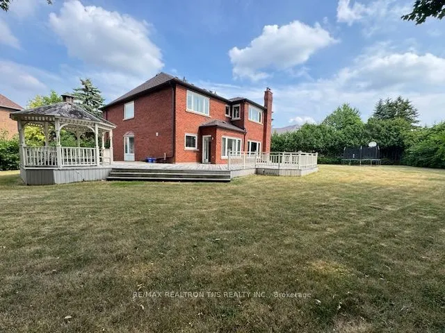 16 Chaplin Court
