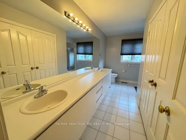 16 Chaplin Court