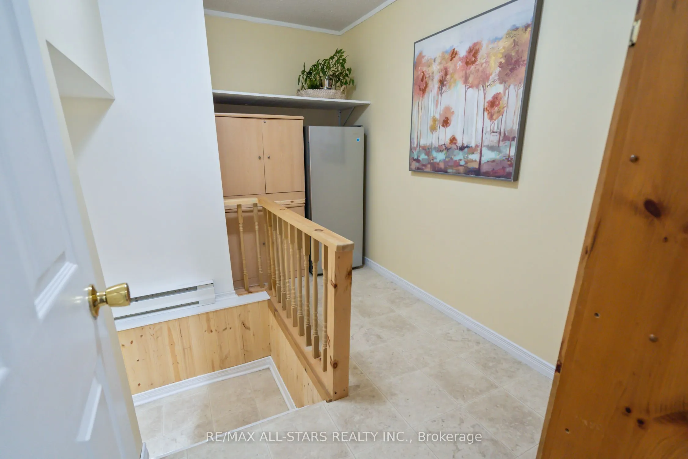 194/198 Brock Street W