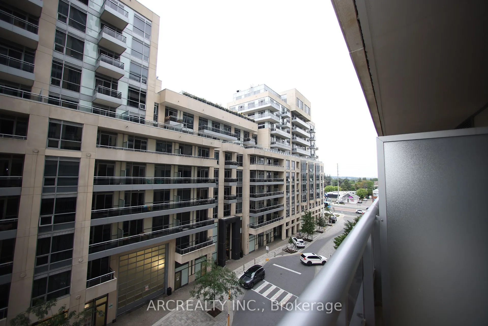 9205 Yonge Street, #512