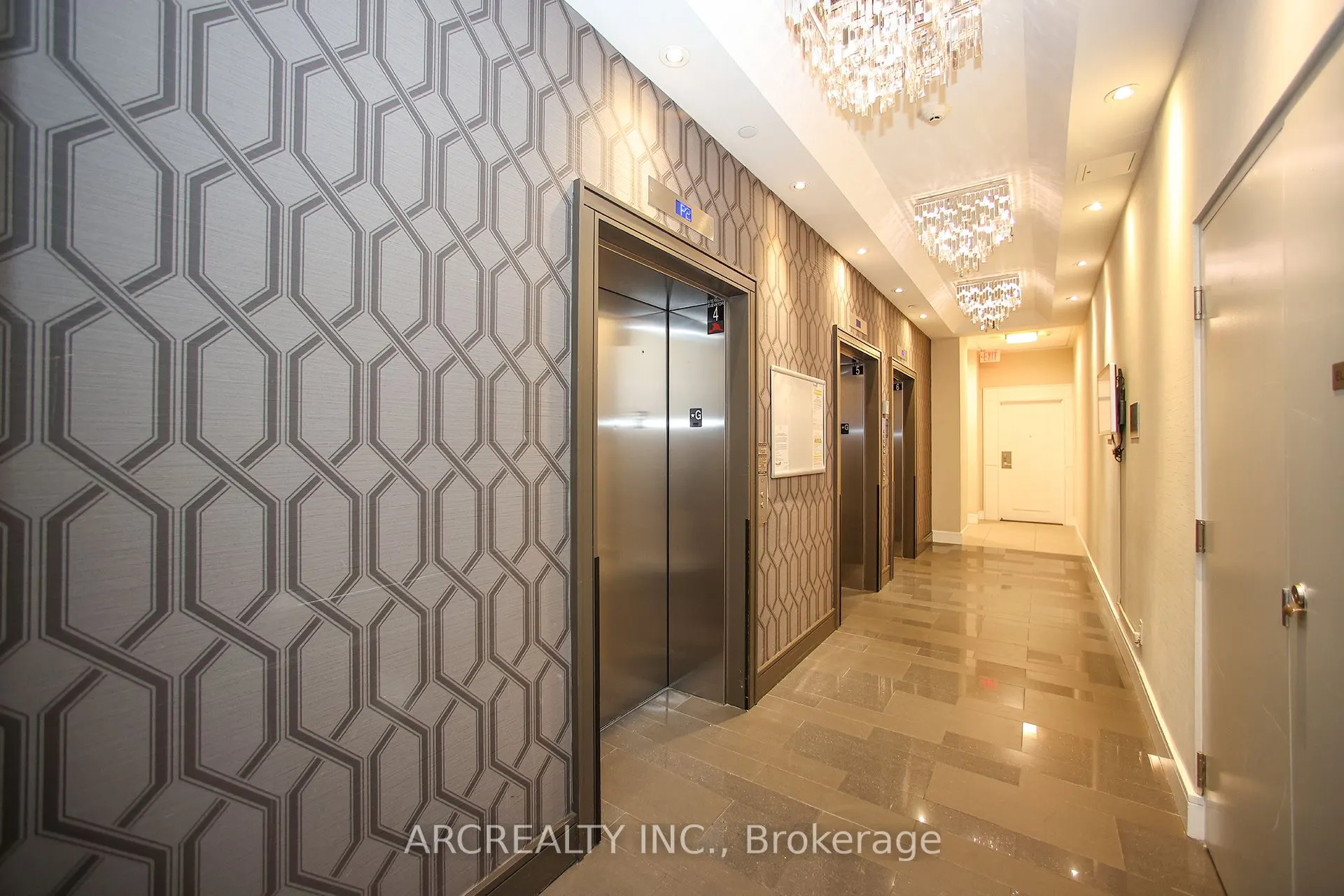 9205 Yonge Street, #512