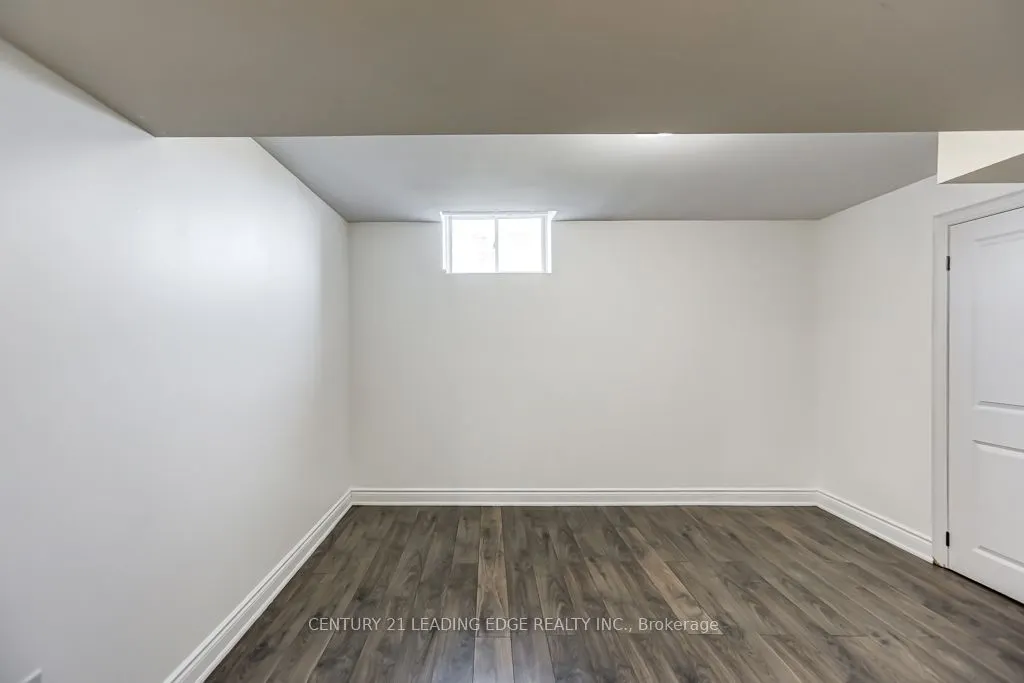 6 SOMER RUMM Court
