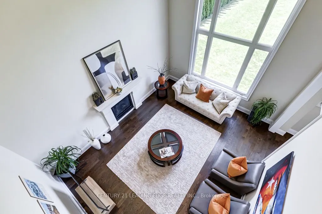 6 SOMER RUMM Court