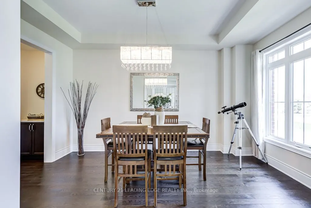 6 SOMER RUMM Court