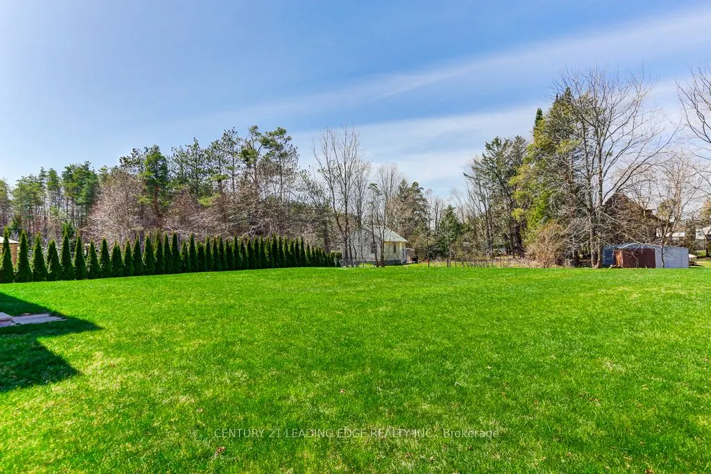 6 SOMER RUMM Court