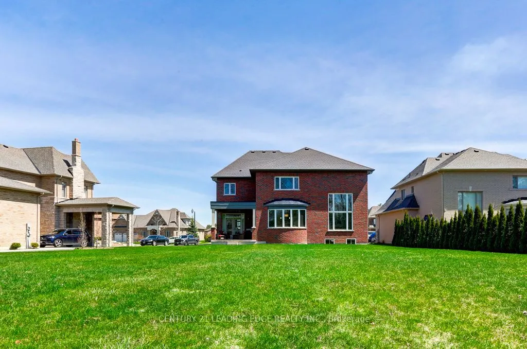 6 SOMER RUMM Court