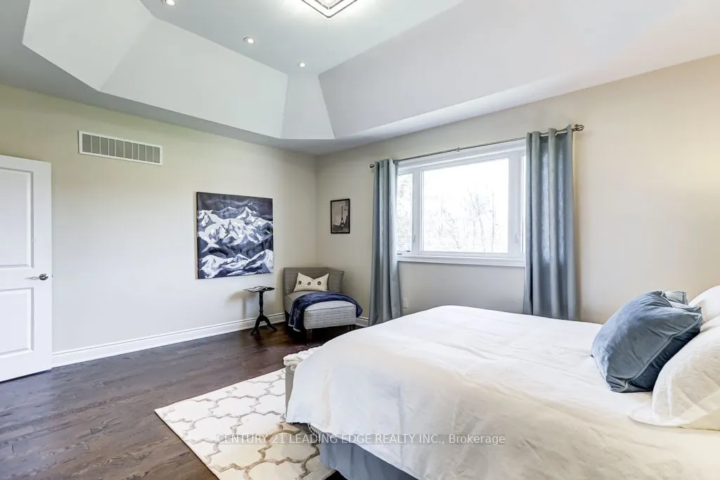 6 SOMER RUMM Court