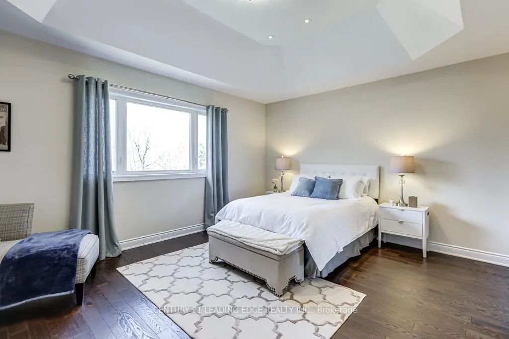 6 SOMER RUMM Court