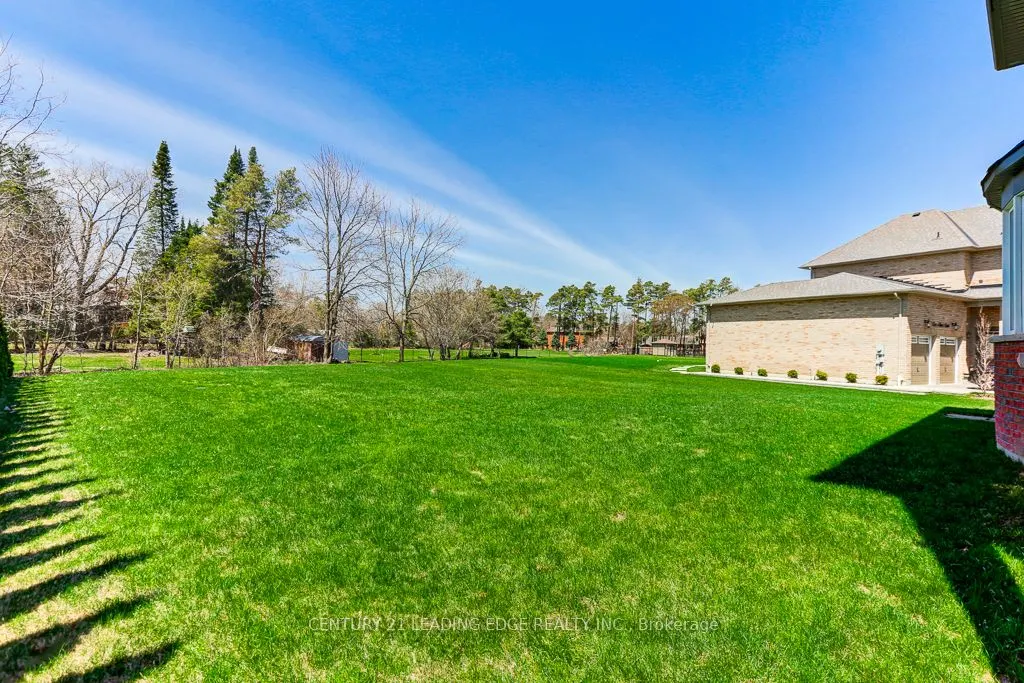 6 SOMER RUMM Court