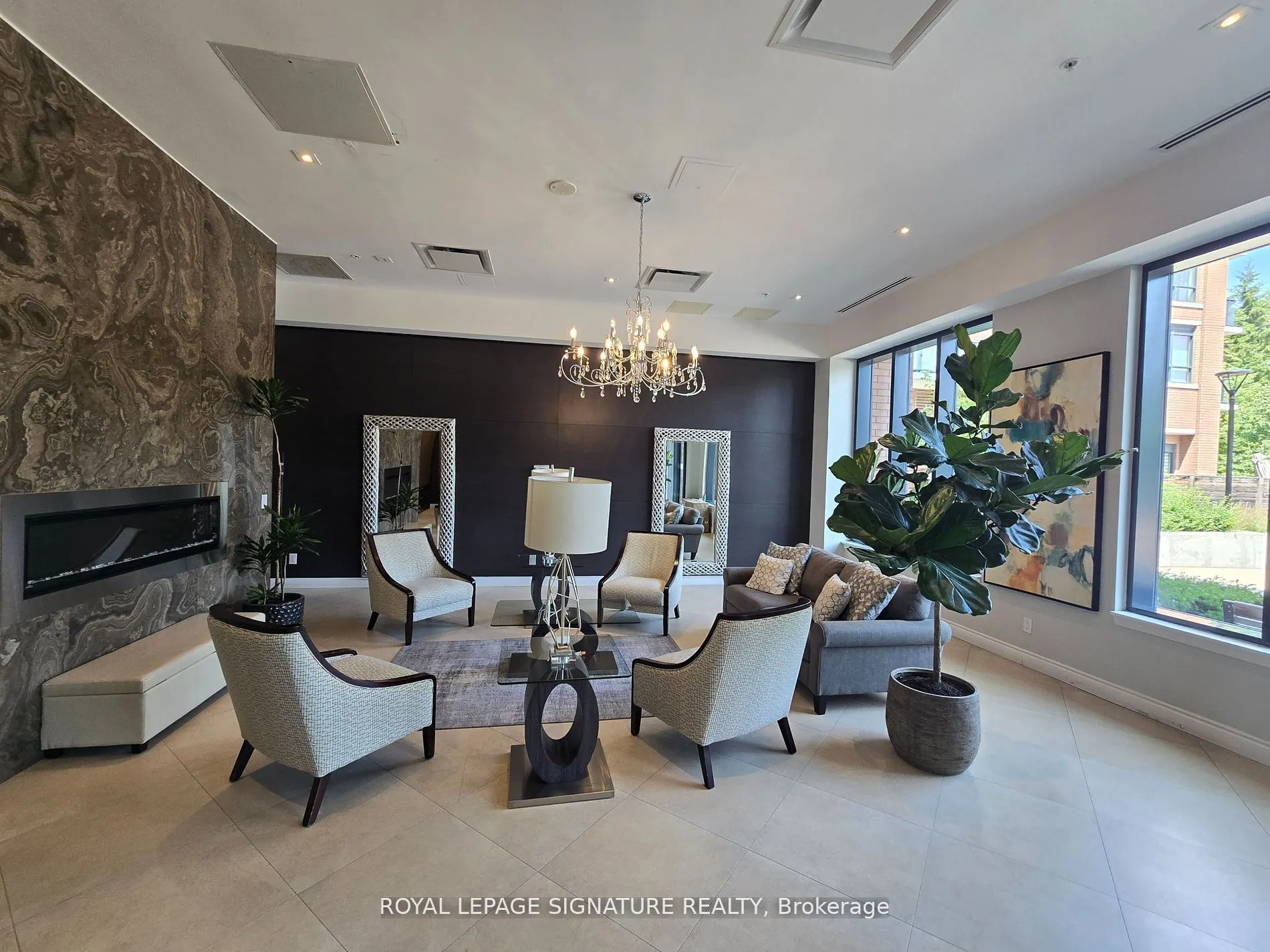 11611 Yonge Street, #610