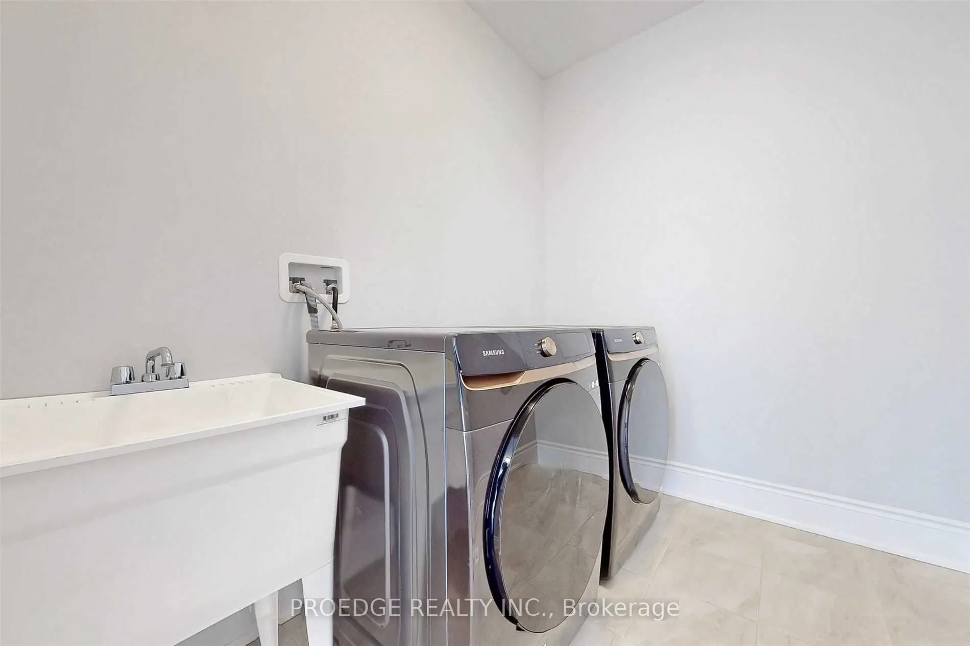 217 Sunset Vista Court