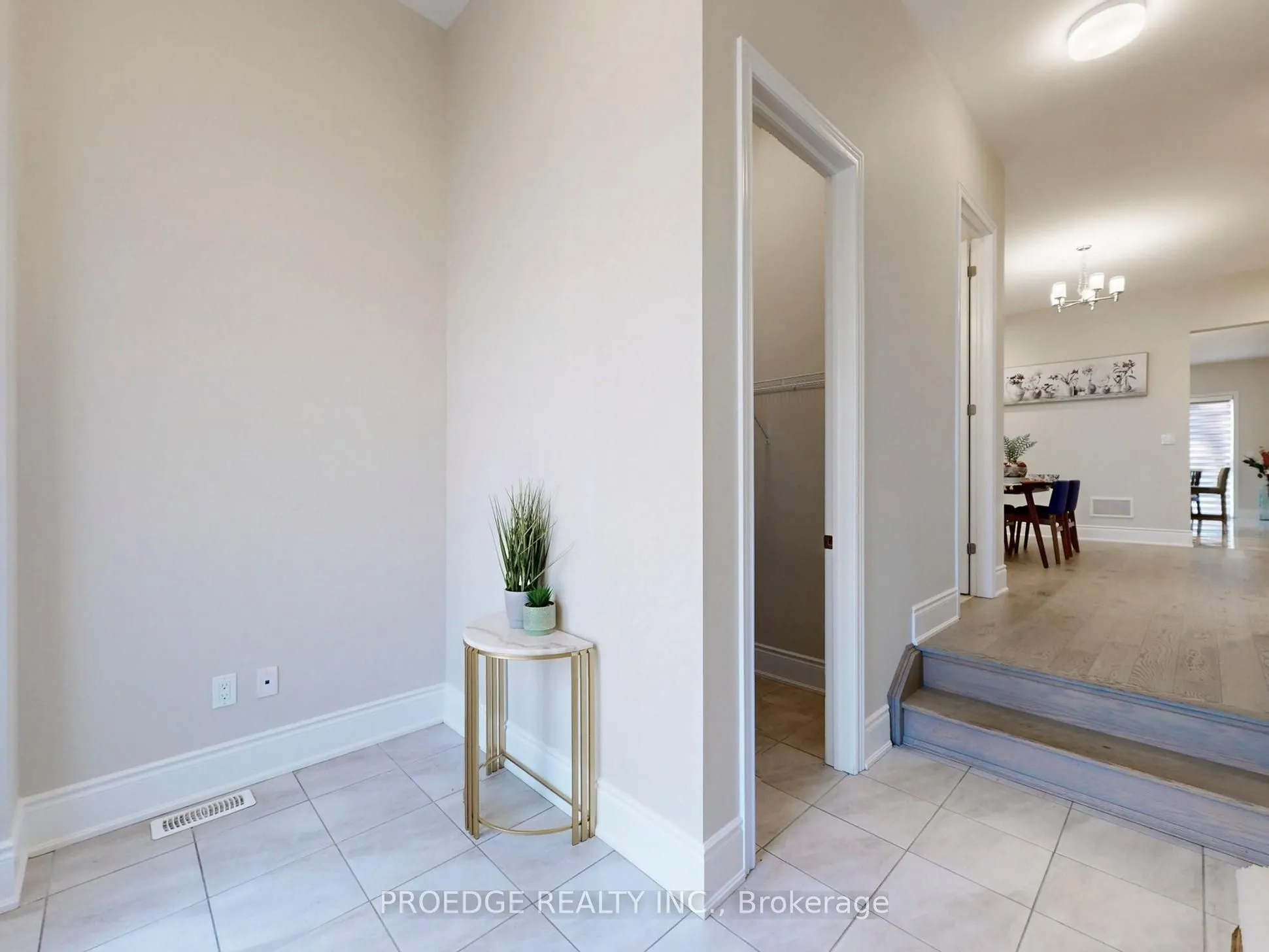 217 Sunset Vista Court
