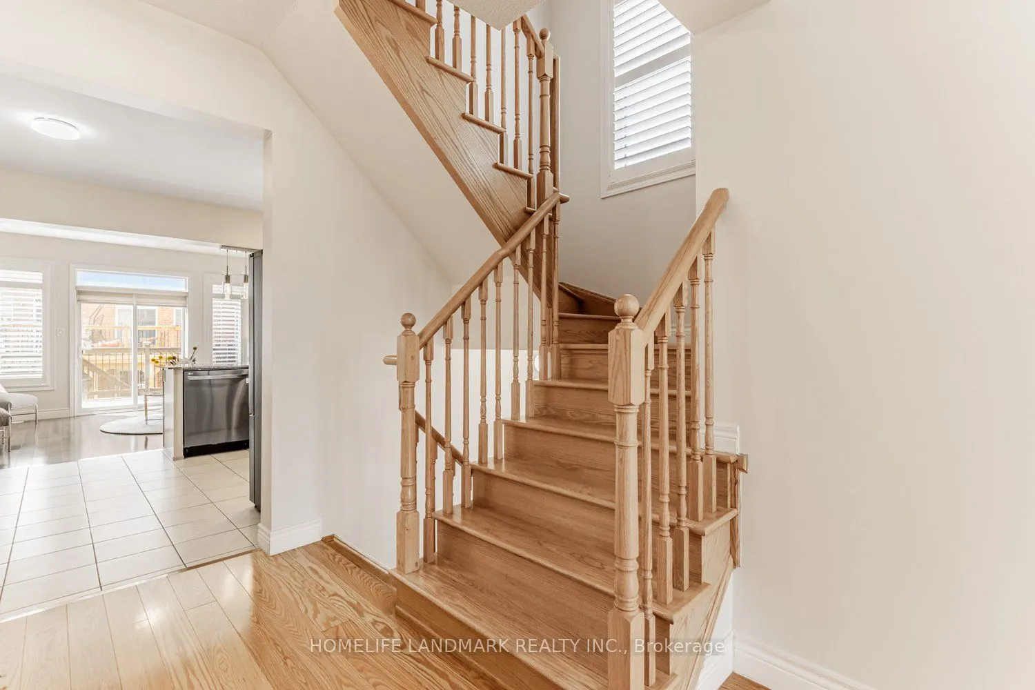 134 Dundas Way