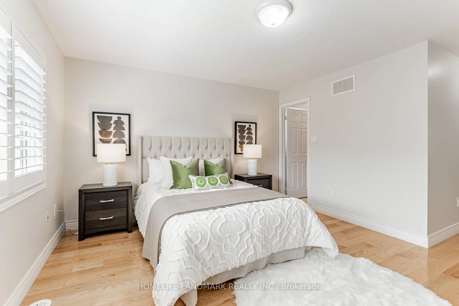 134 Dundas Way