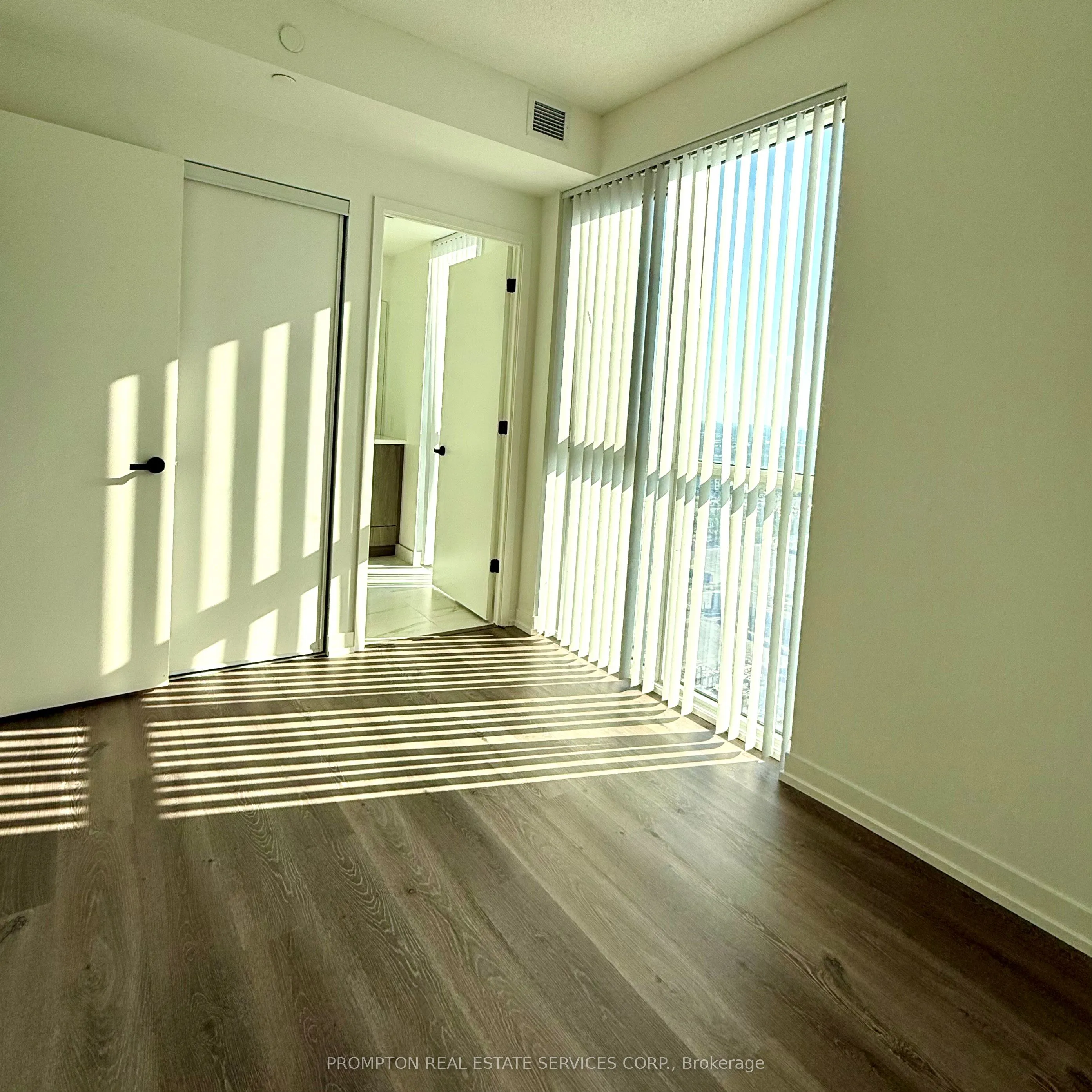 28 Interchange Way, #2112