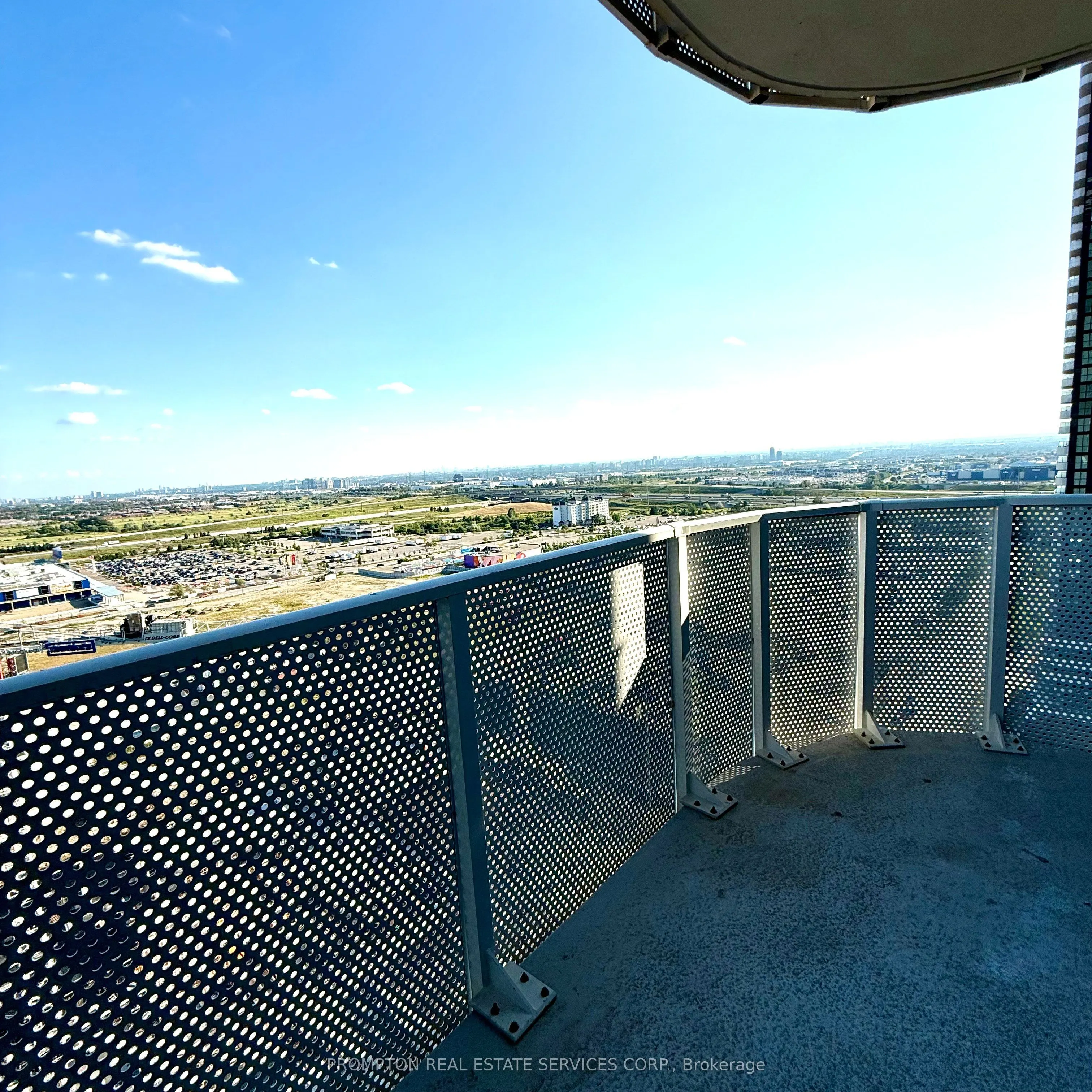 28 Interchange Way, #2112