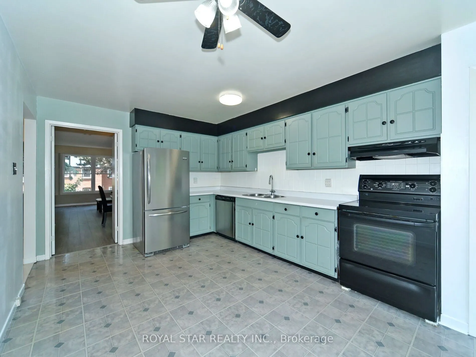 316 Simonston Boulevard, #44