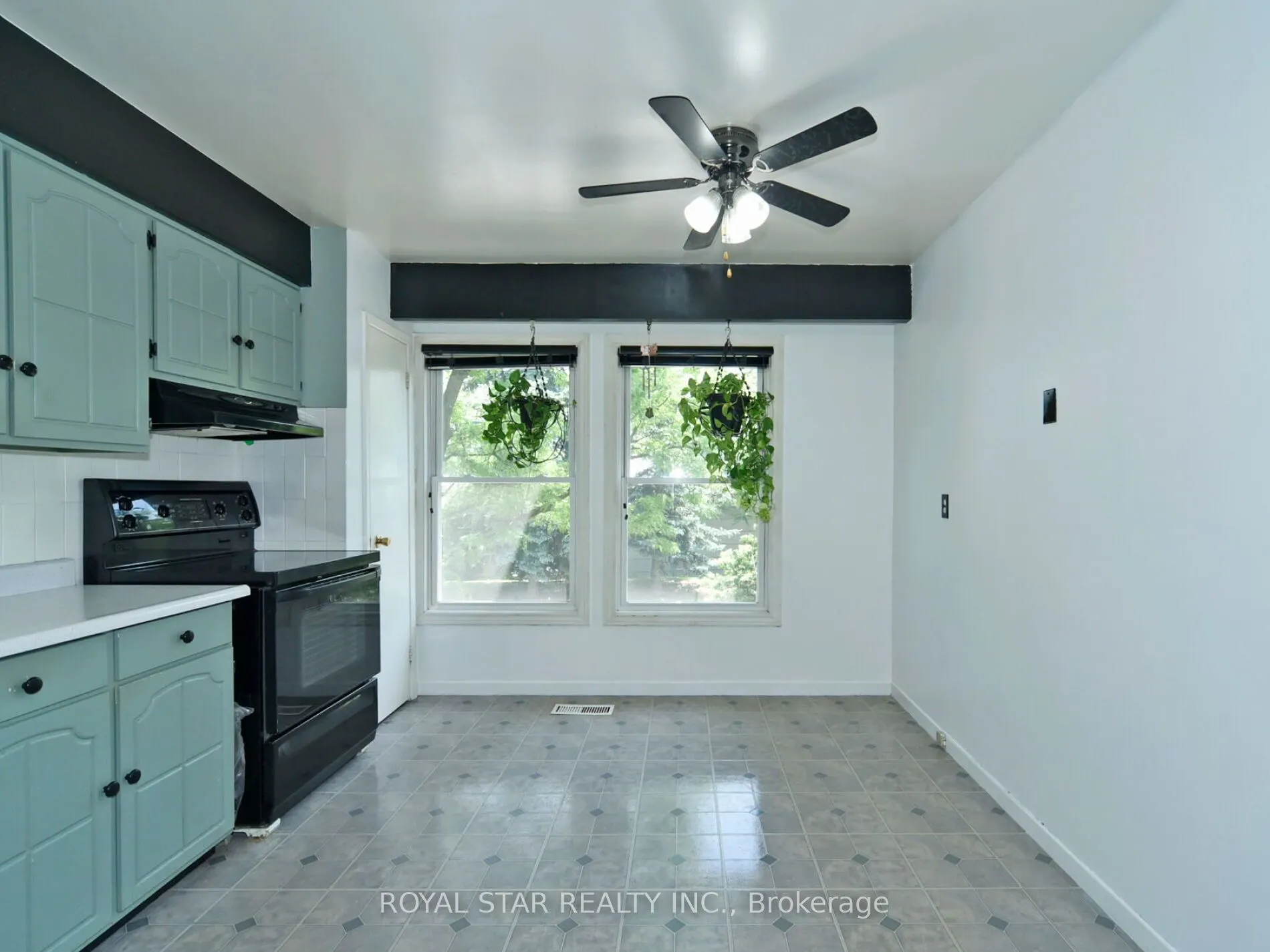 316 Simonston Boulevard, #44