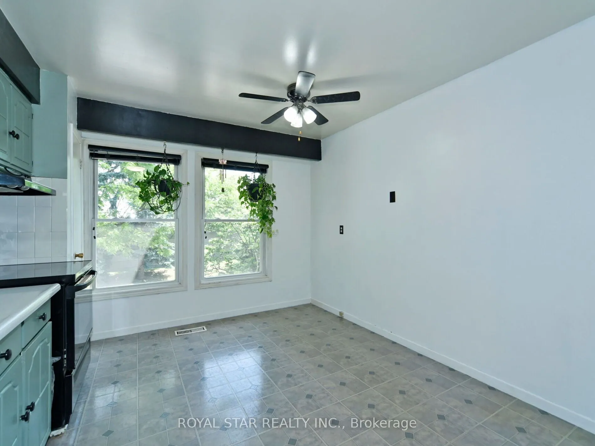 316 Simonston Boulevard, #44