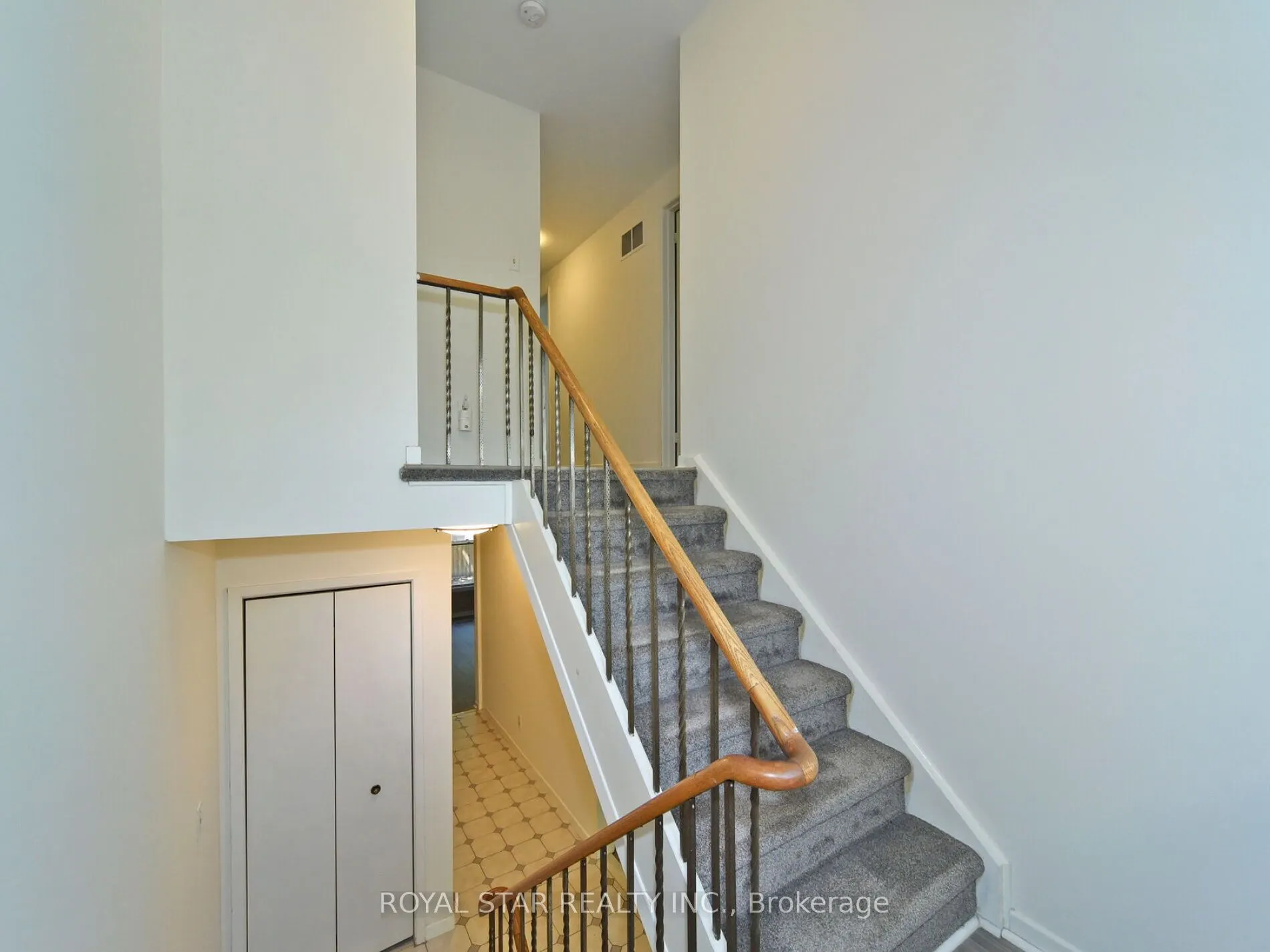 316 Simonston Boulevard, #44
