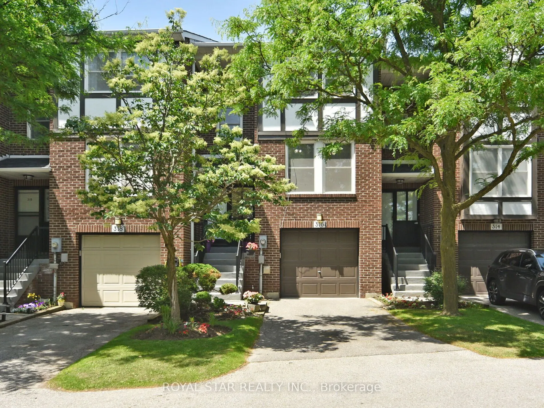 316 Simonston Boulevard, #44