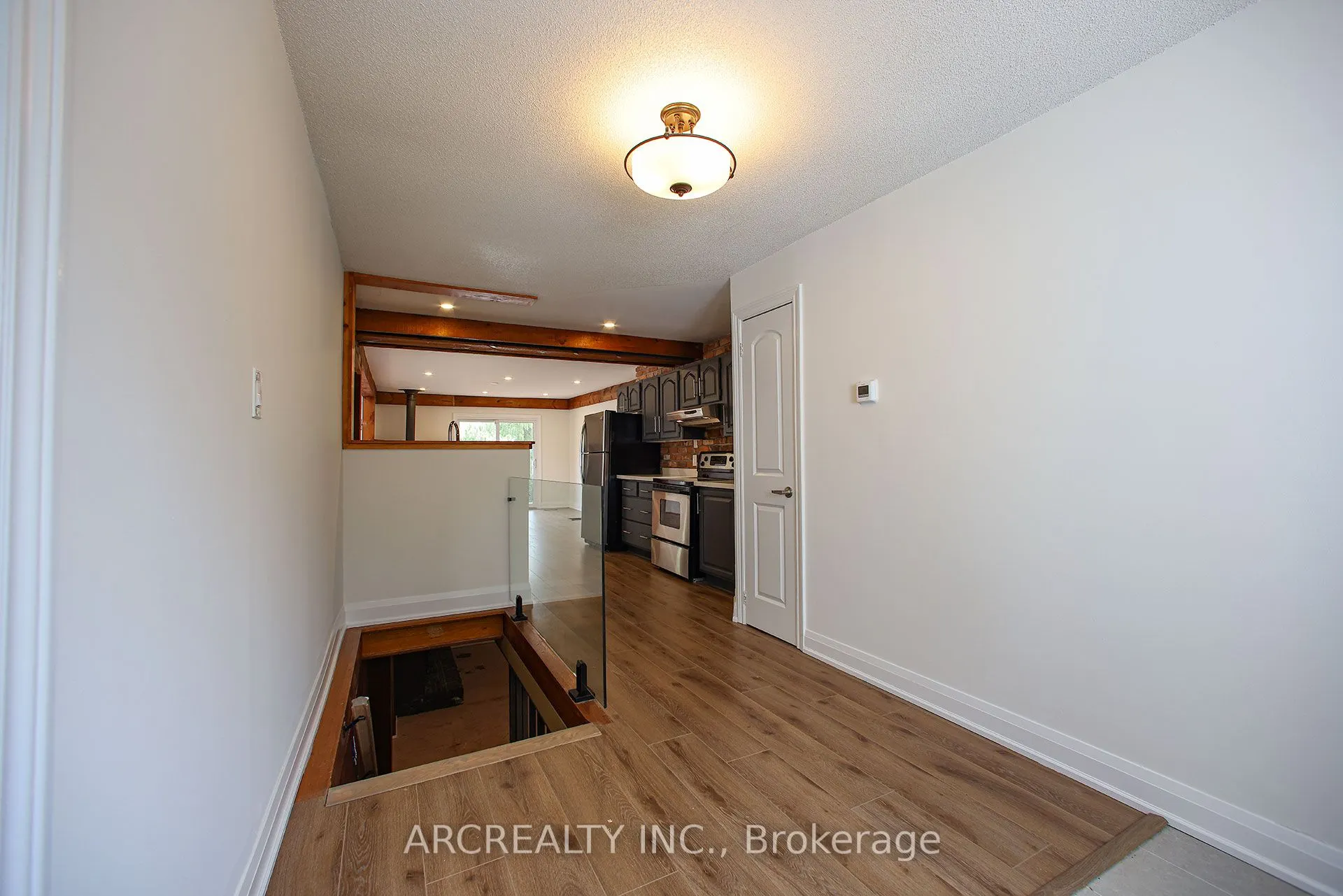 15 River Drive