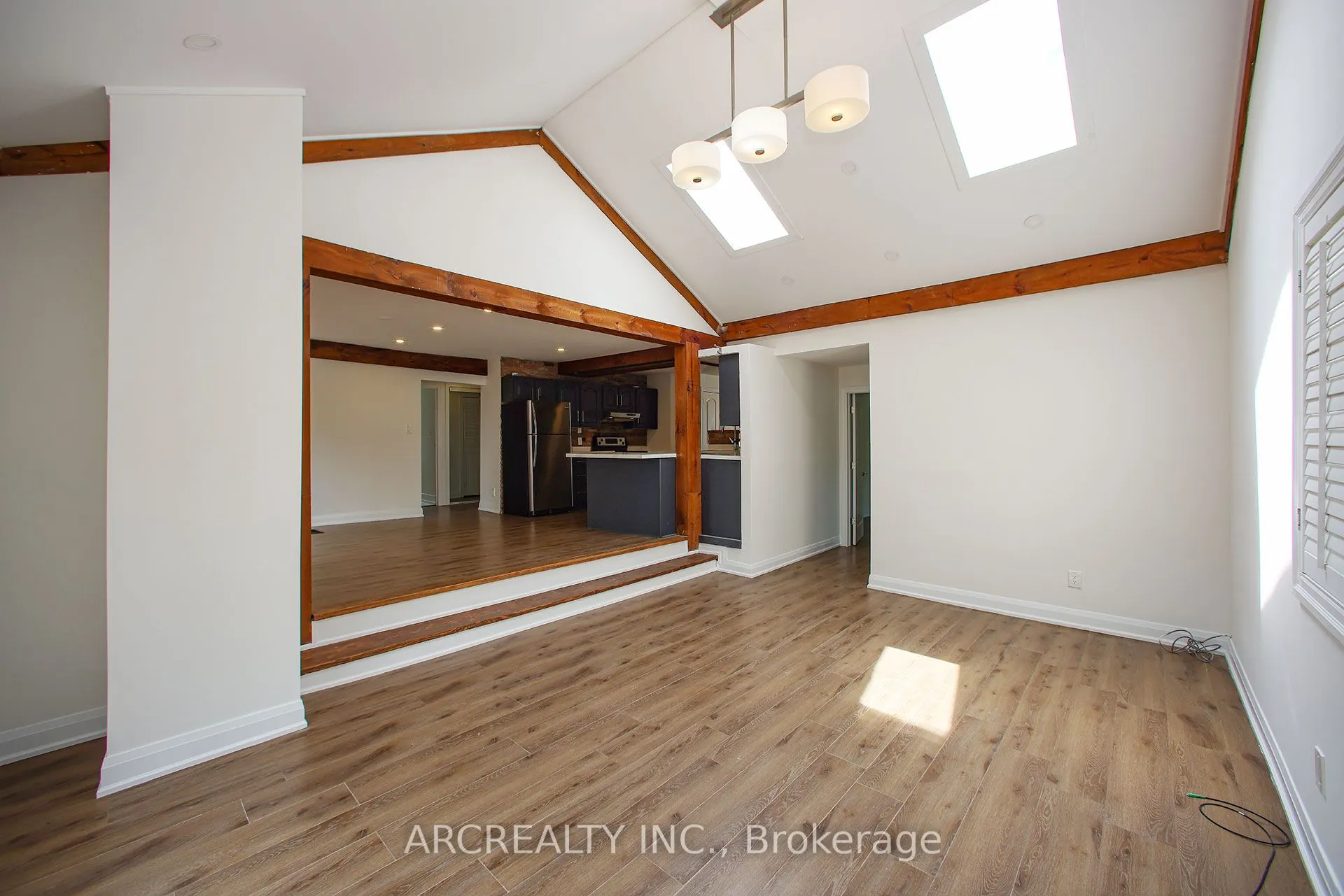 15 River Drive