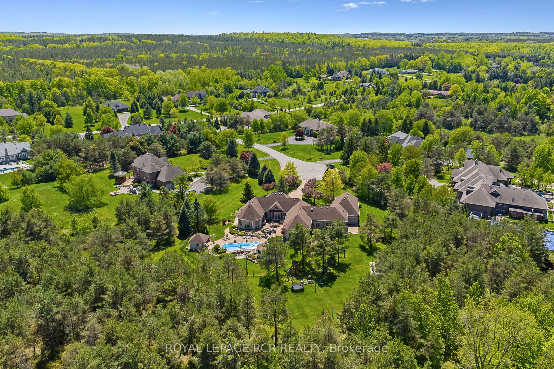7 Sugarbush Lane