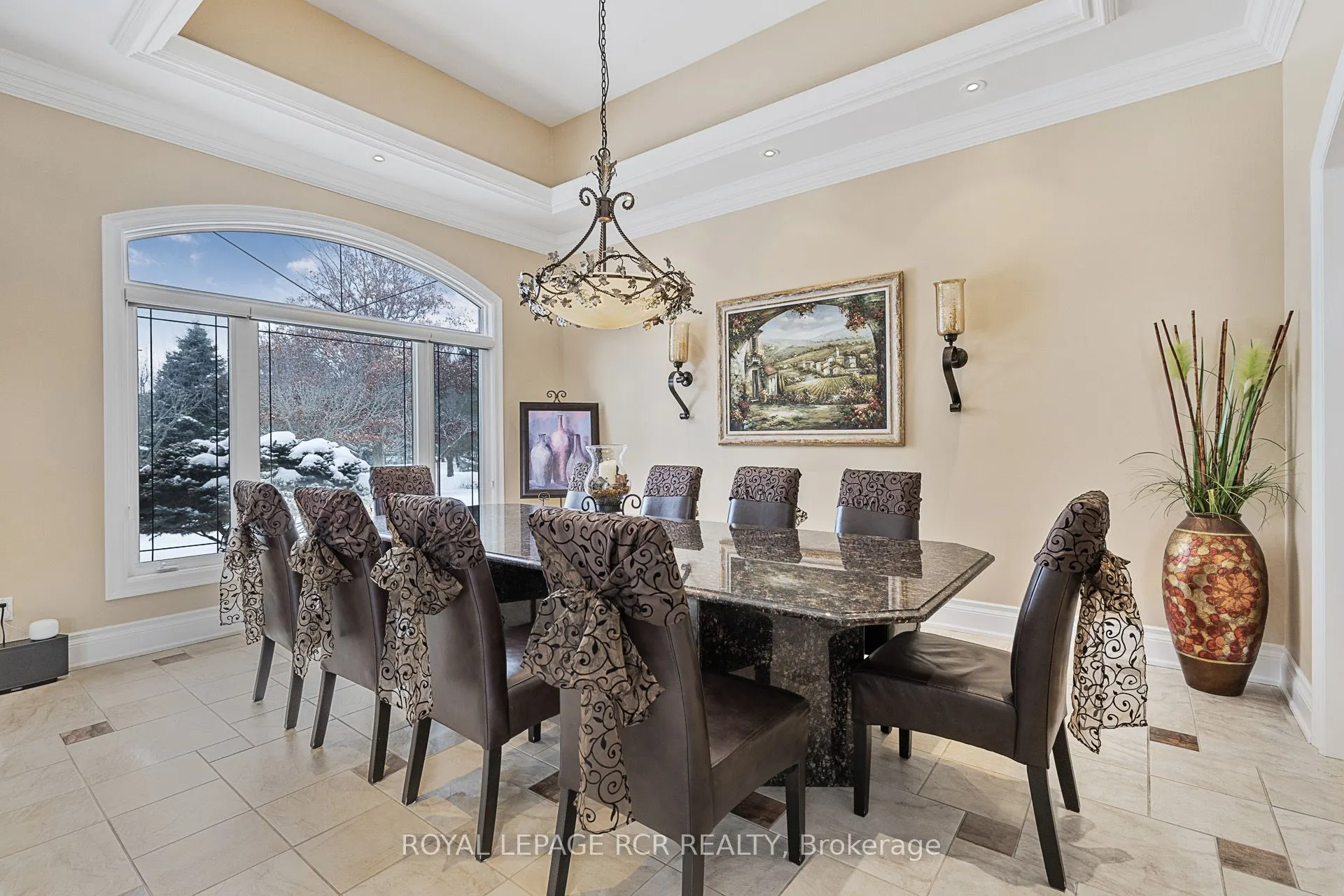 7 Sugarbush Lane