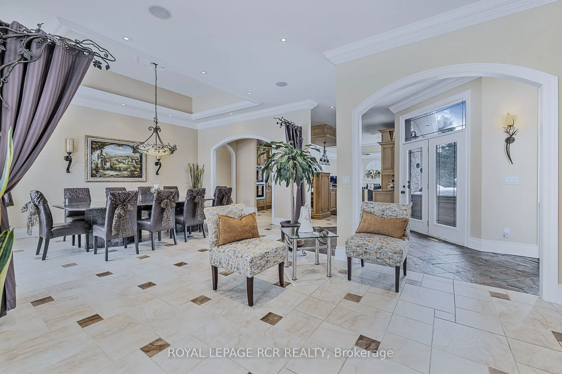 7 Sugarbush Lane
