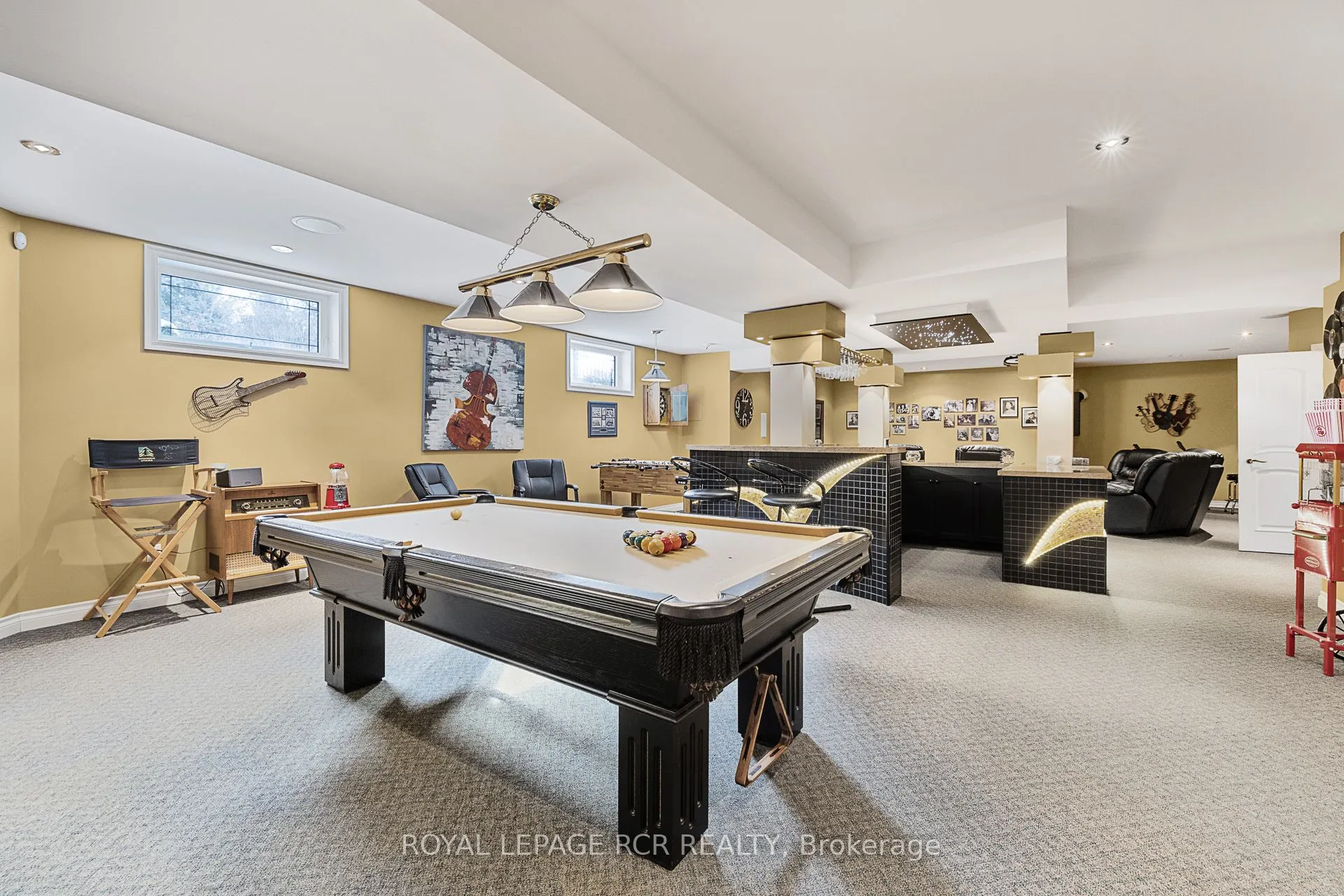 7 Sugarbush Lane