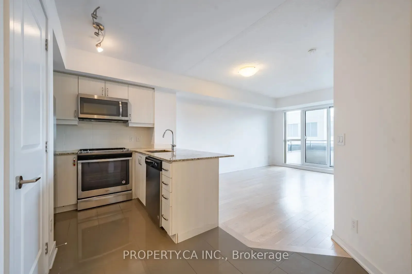 9205 Yonge Street S, #1210