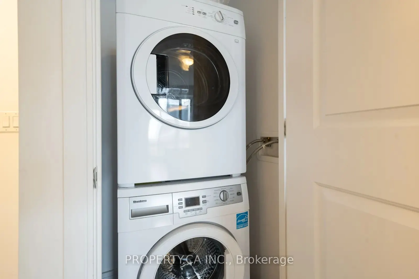 9205 Yonge Street S, #1210