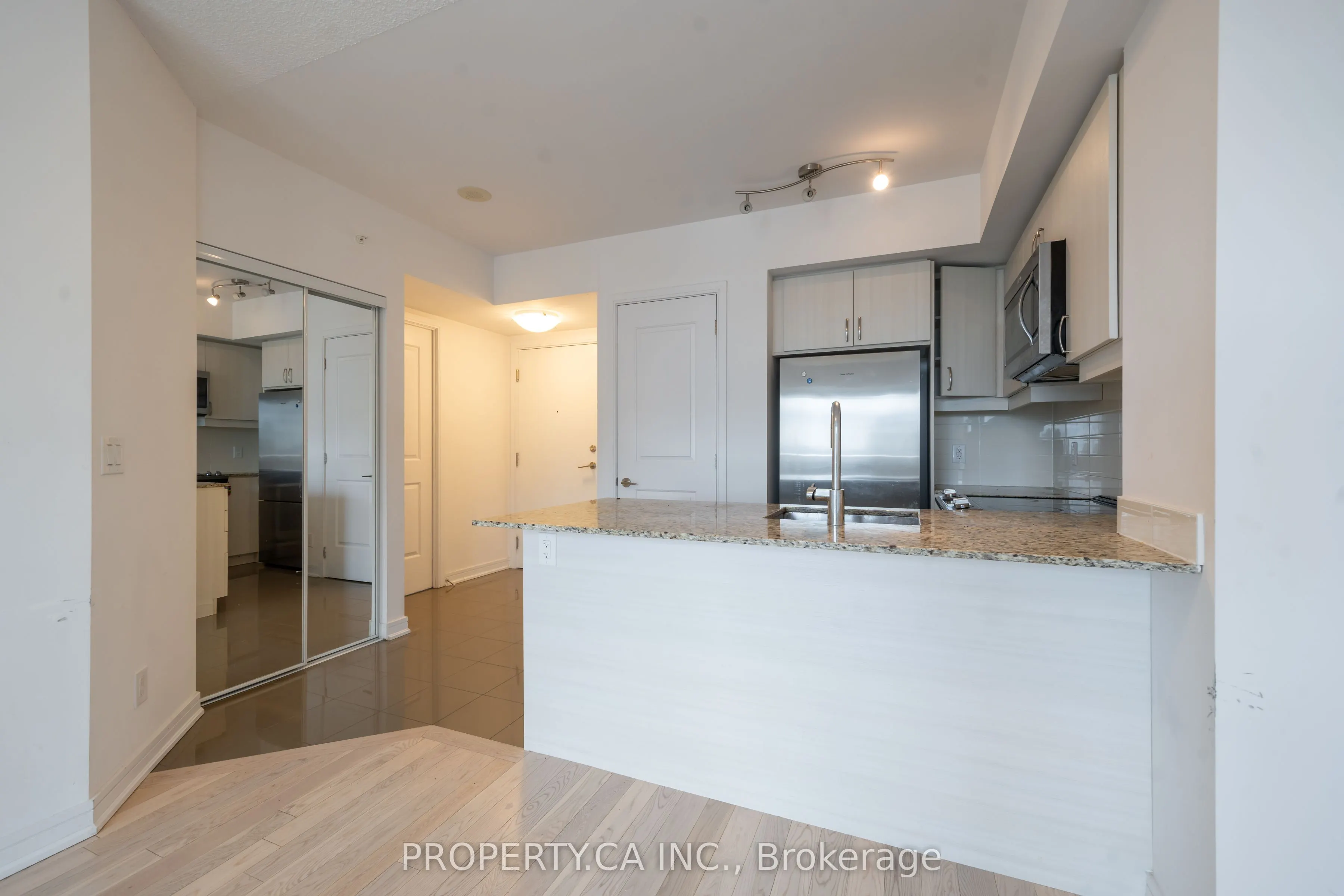 9205 Yonge Street S, #1210