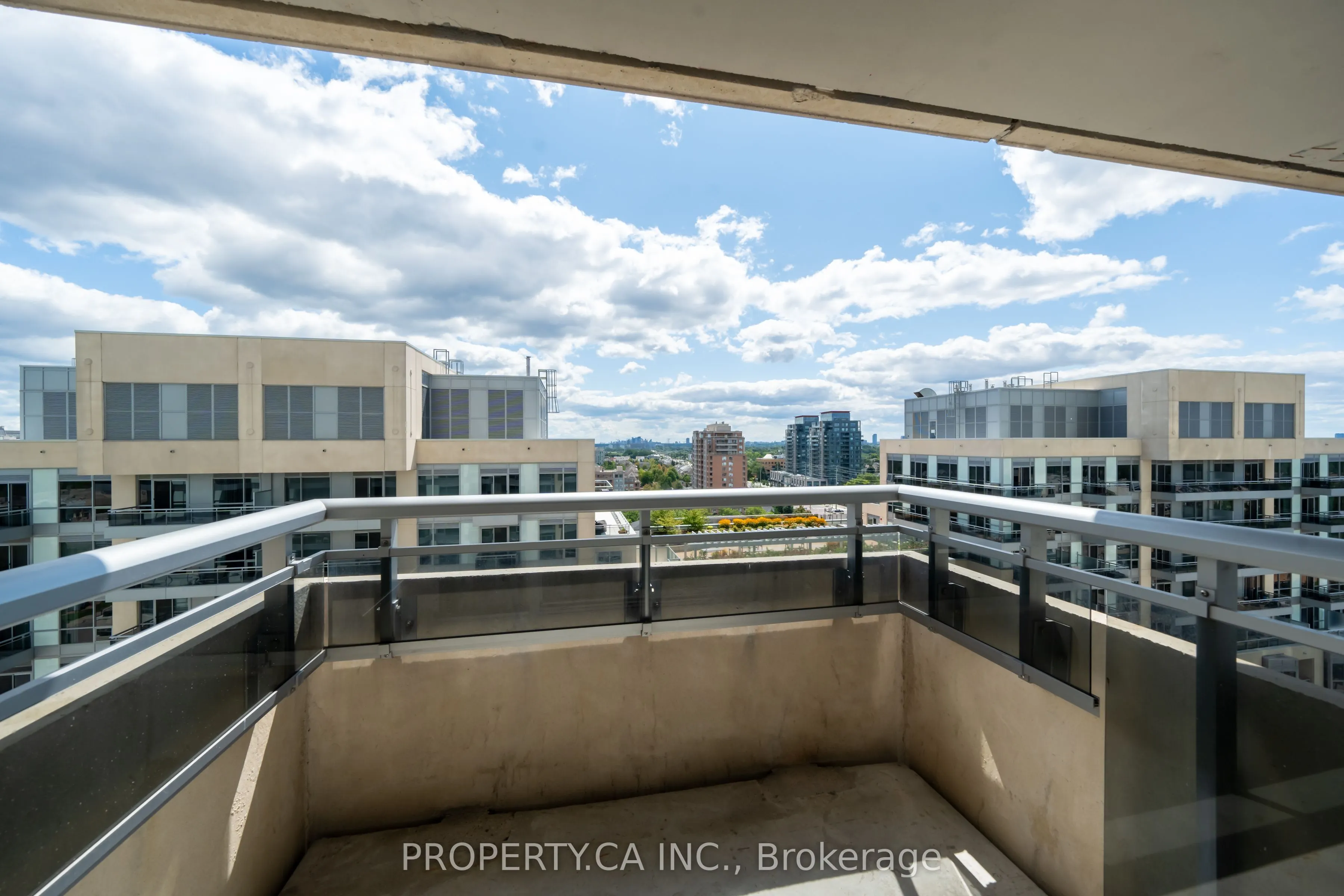 9205 Yonge Street S, #1210
