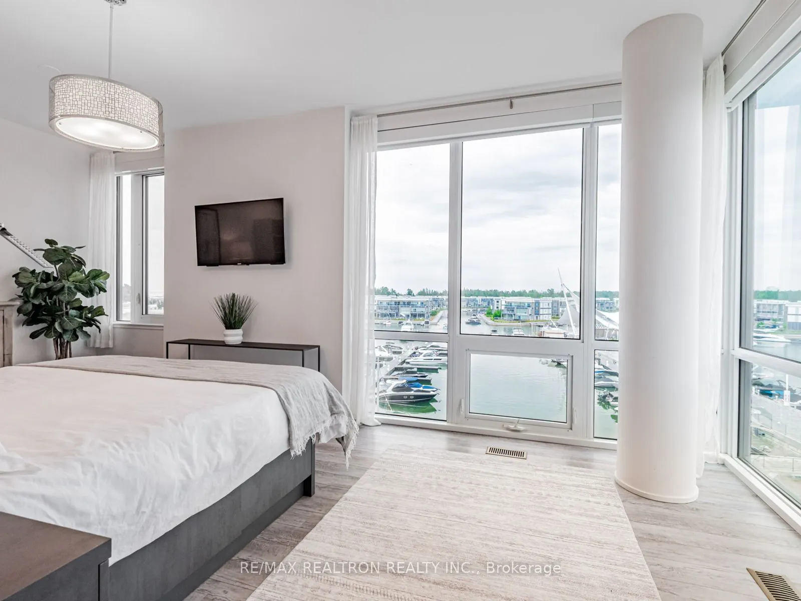 261 Broward Way, #53