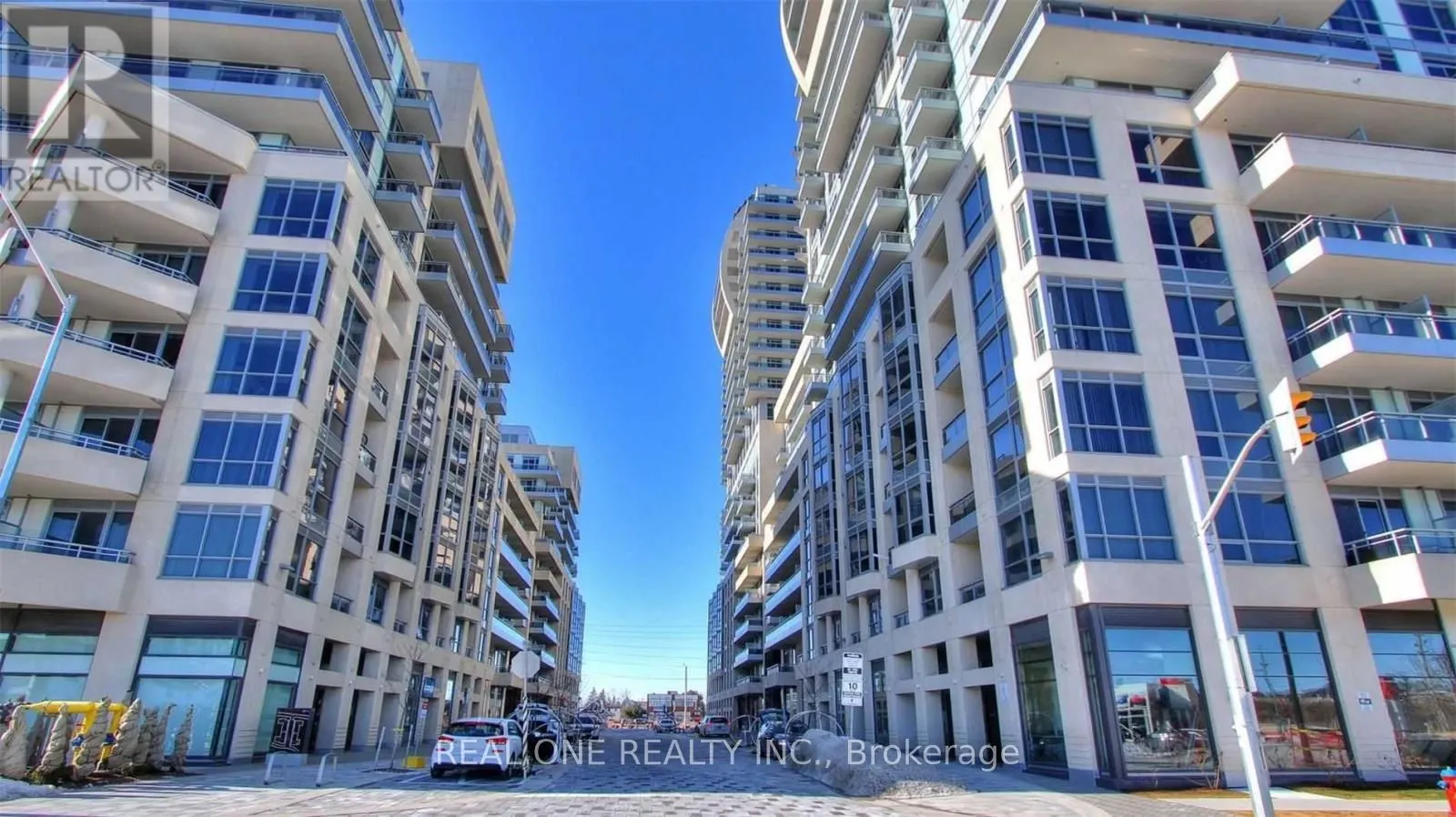 9205 Yonge Street, #1304
