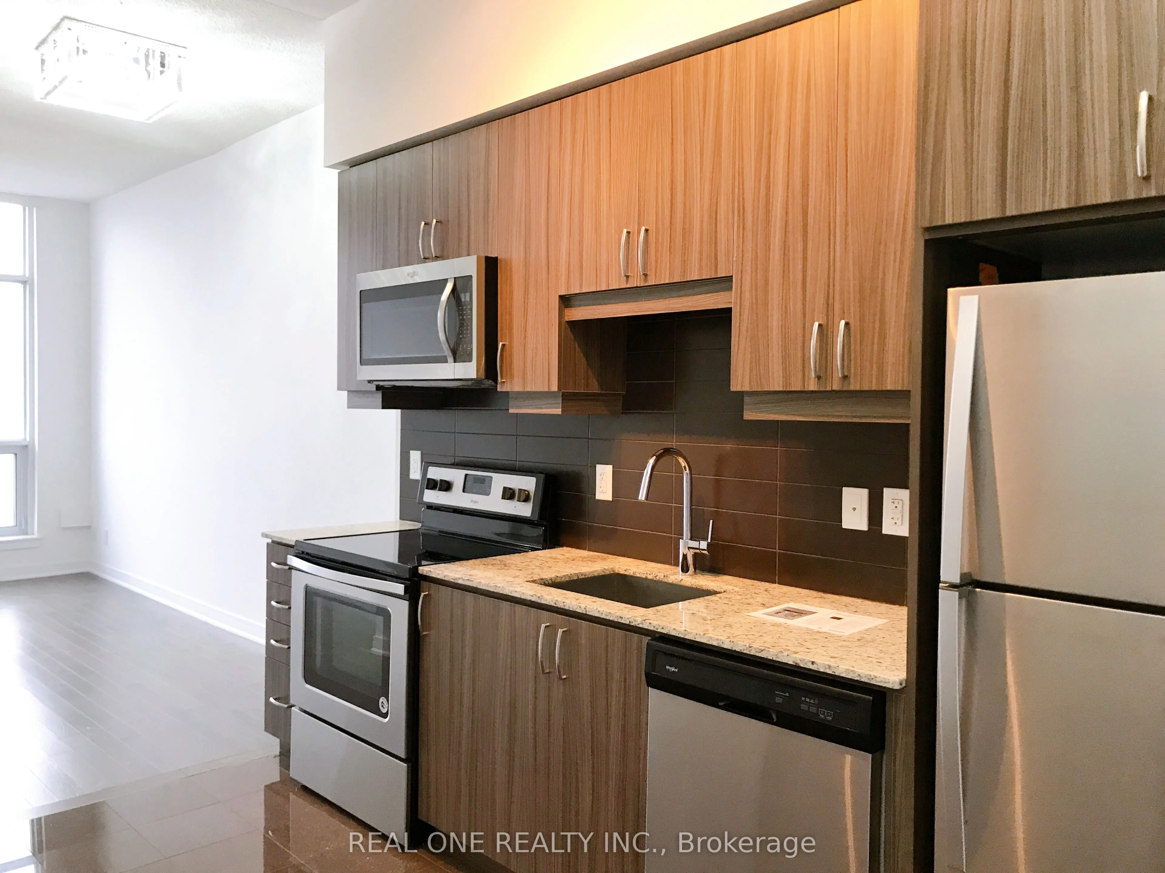 9205 Yonge Street, #1304