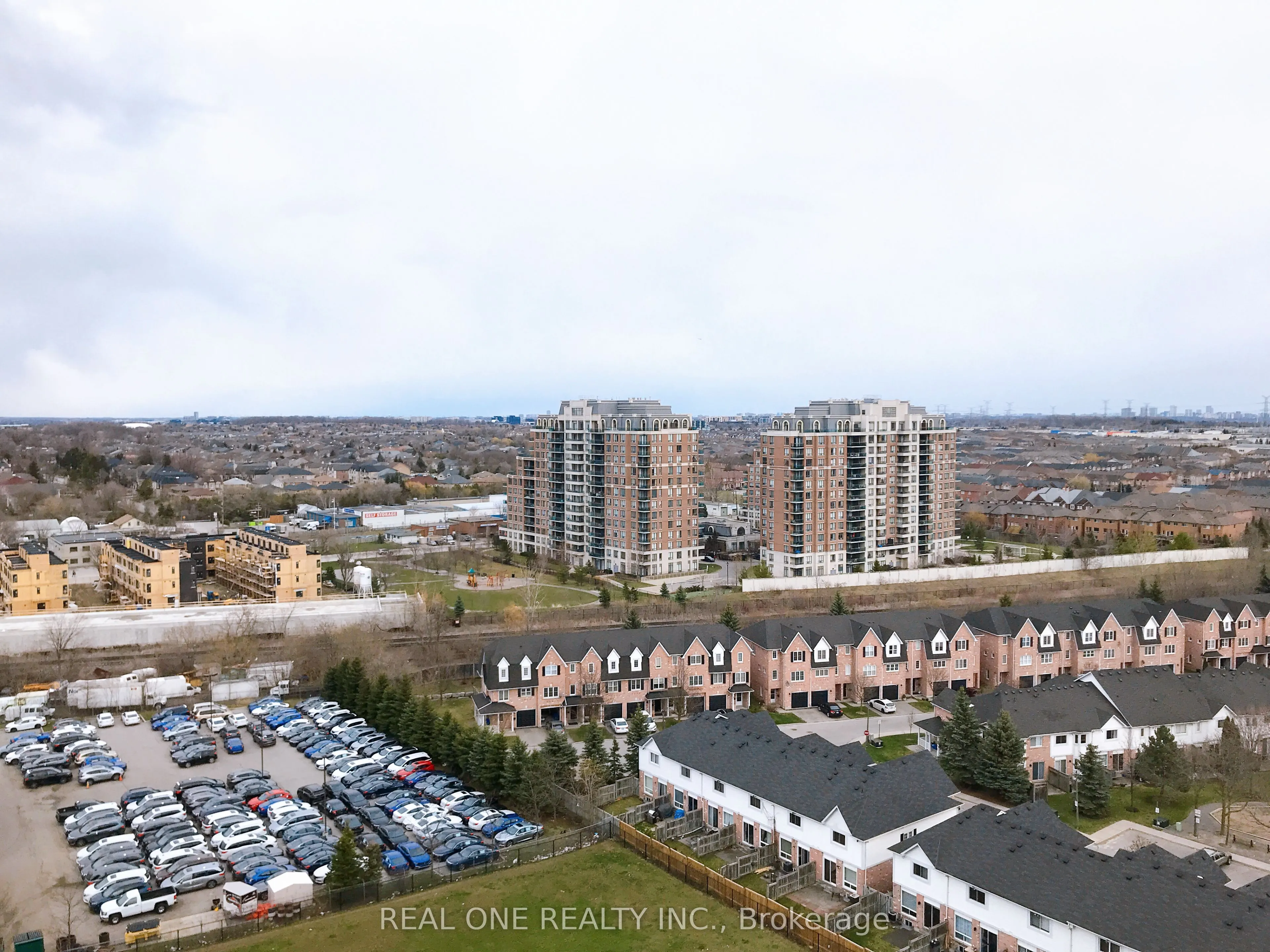9205 Yonge Street, #1304