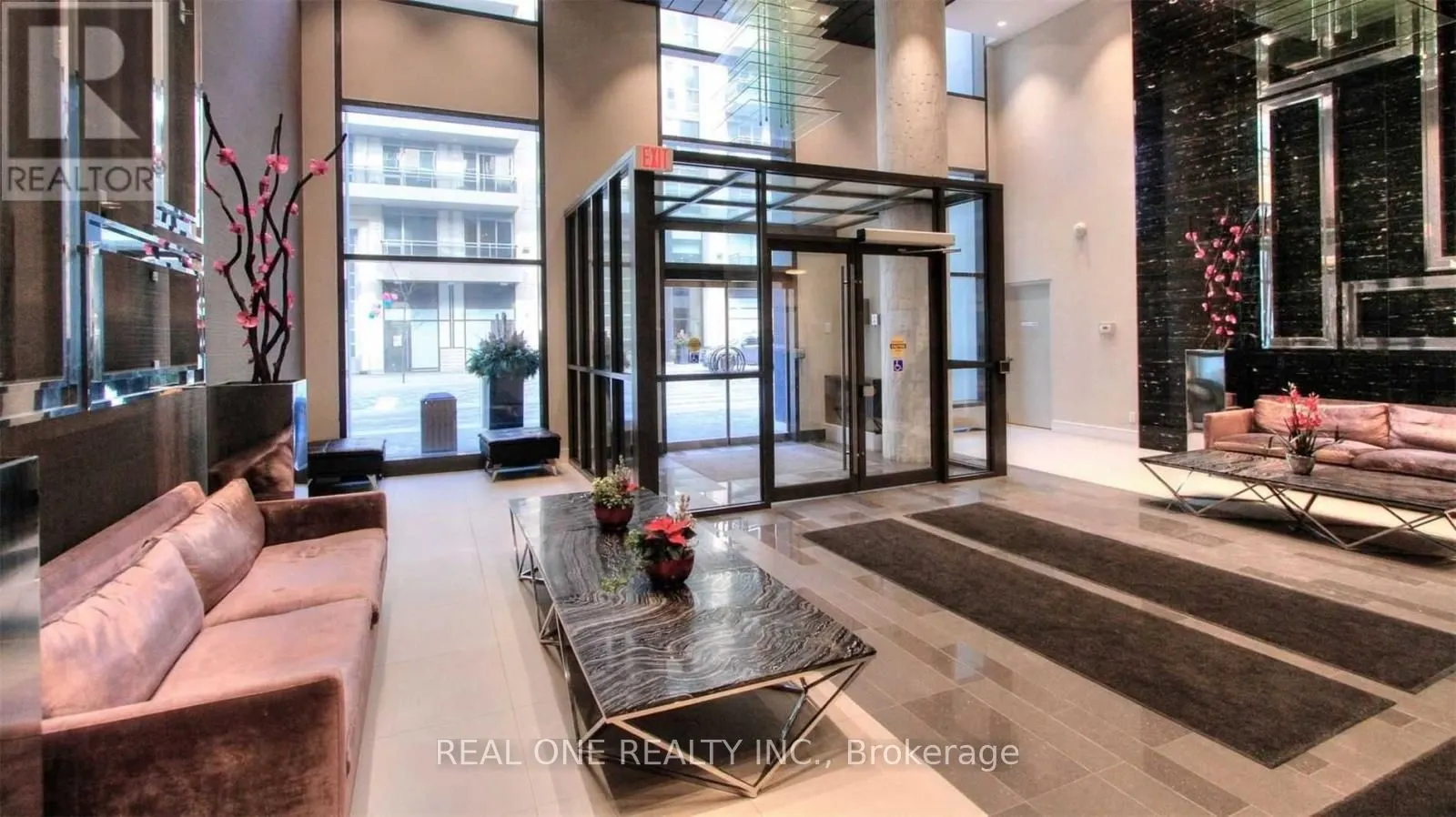 9205 Yonge Street, #1304