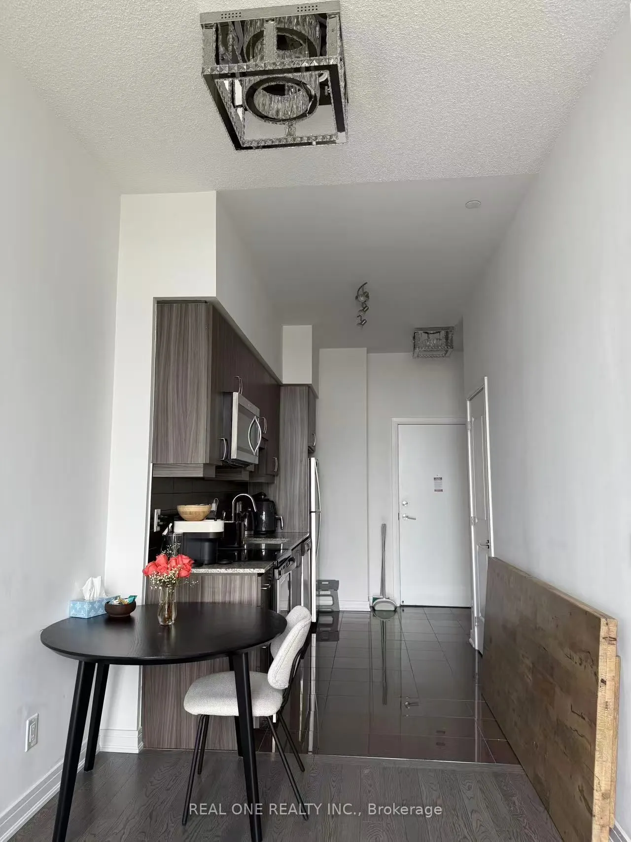 9205 Yonge Street, #1304
