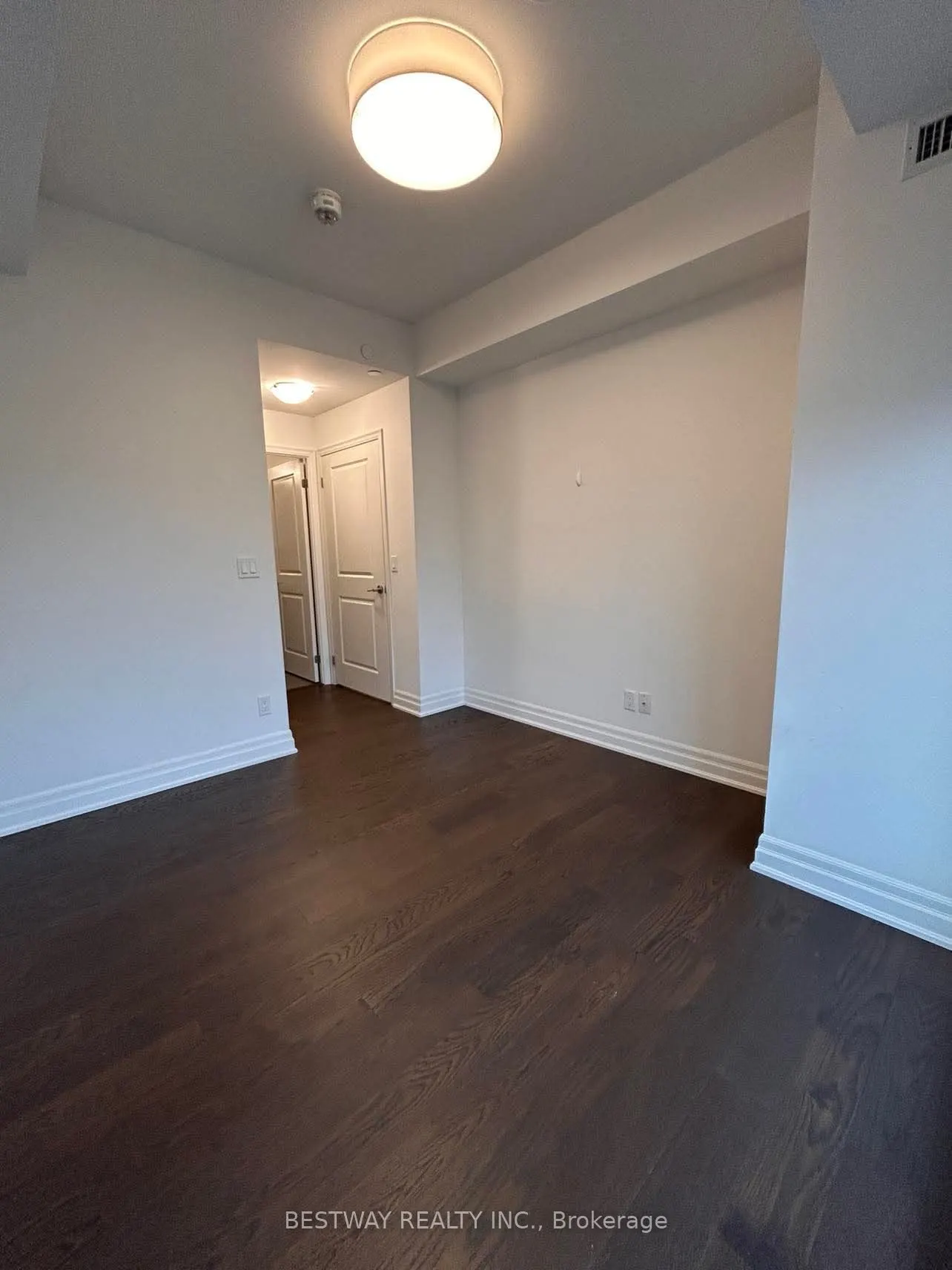 8 Rouge Valley Drive W, #307