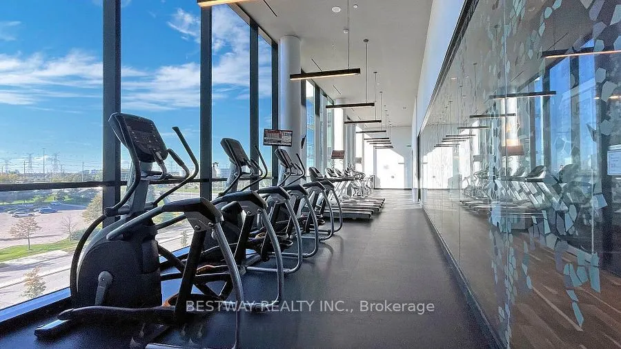 8 Rouge Valley Drive W, #307