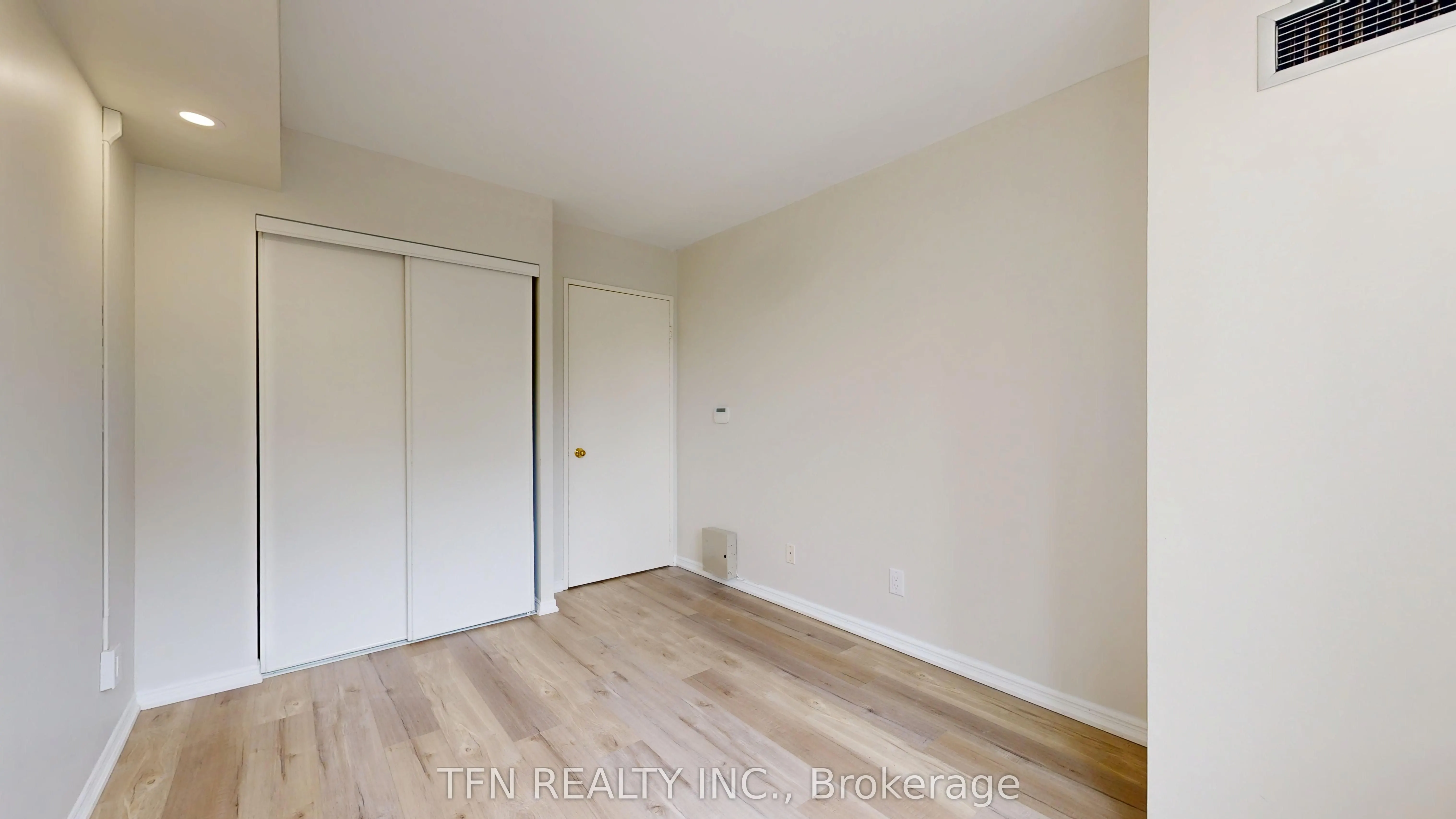 81 Townsgate Drive, #211
