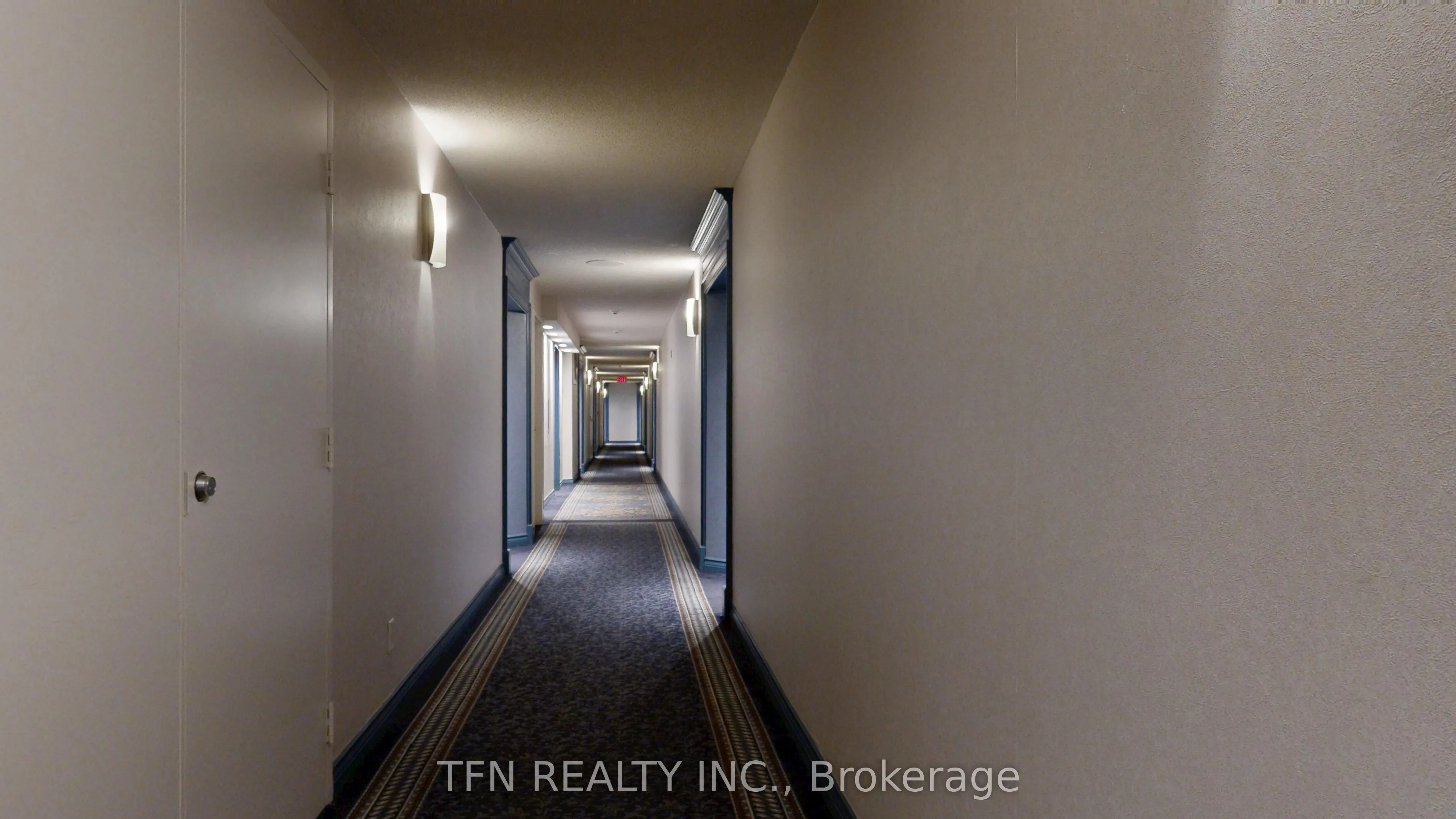 81 Townsgate Drive, #211