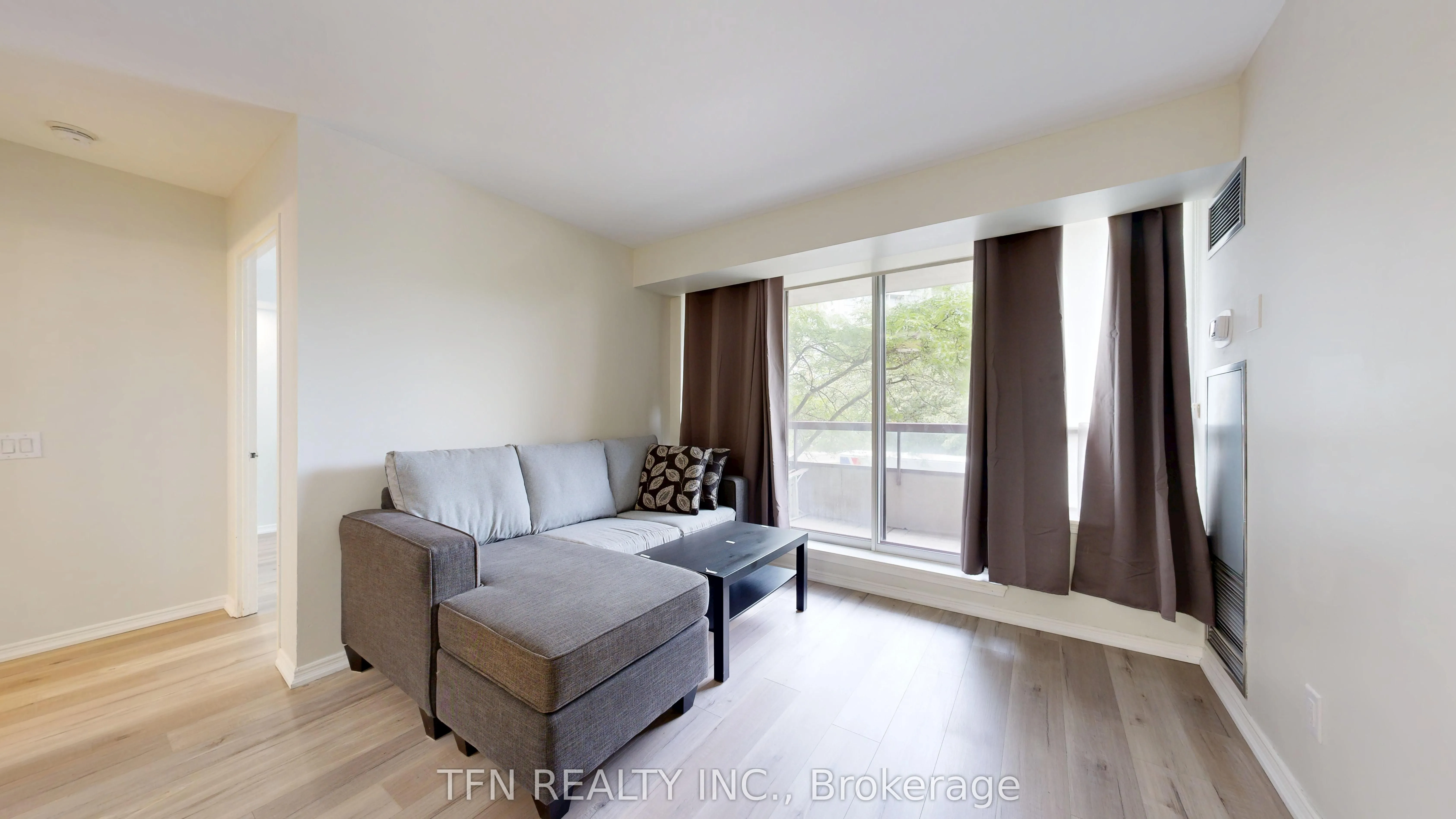 81 Townsgate Drive, #211