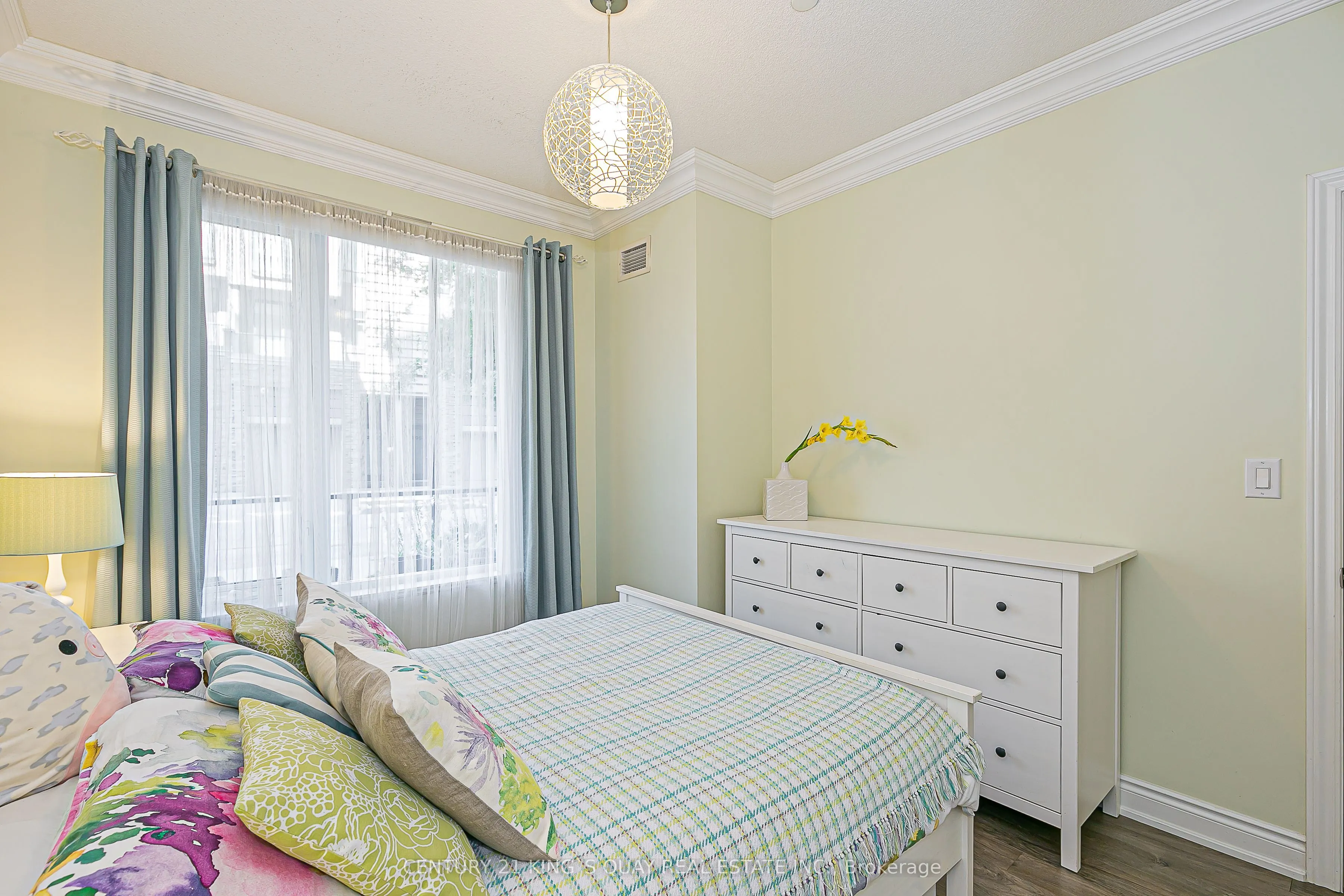 277 South Park Road, #103