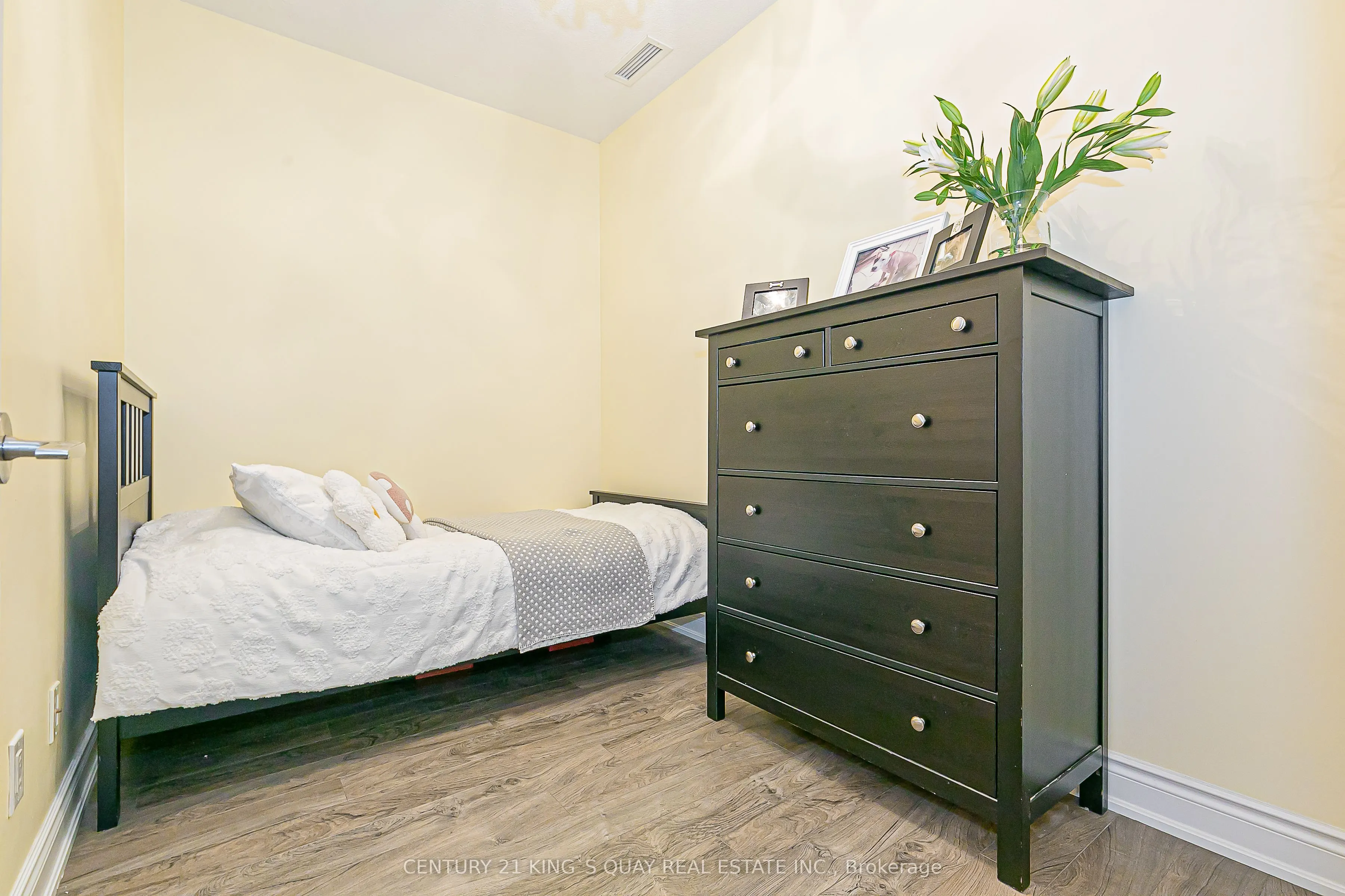 277 South Park Road, #103